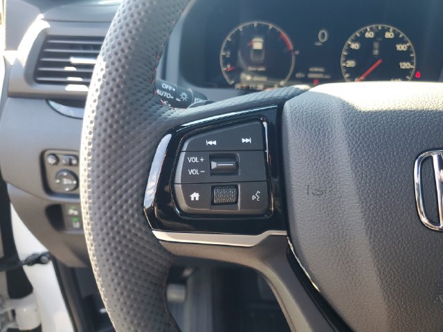 New 2026 Honda Ridgeline Black Edition image 18
