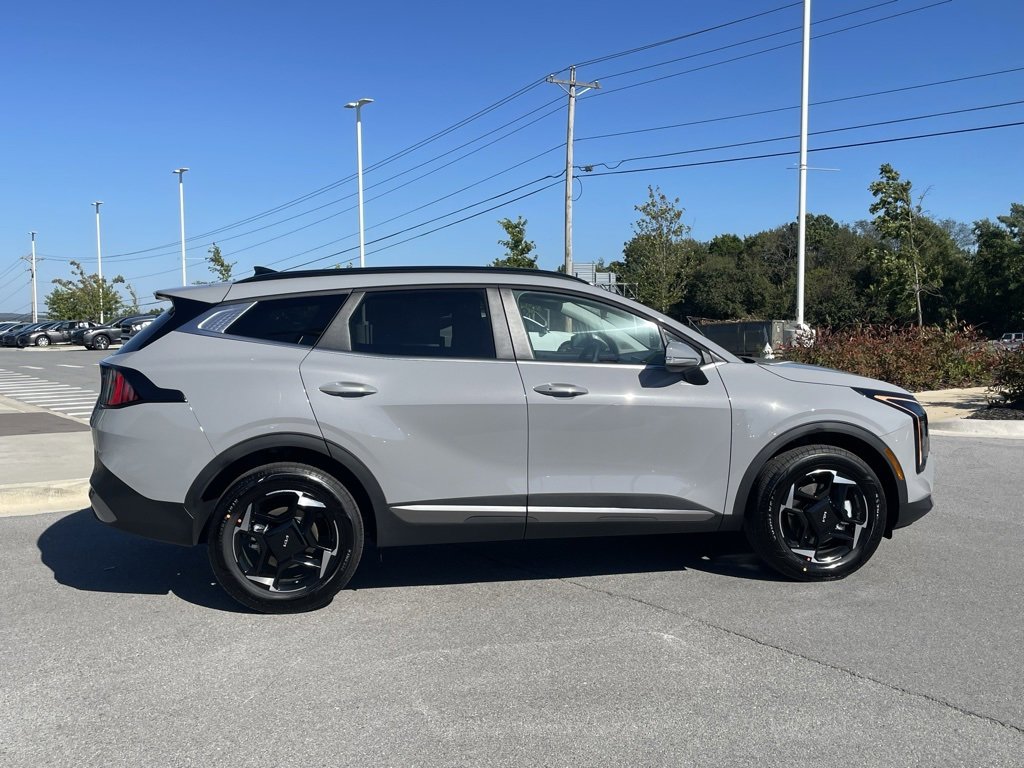 New 2026 Kia Sportage EX image 8