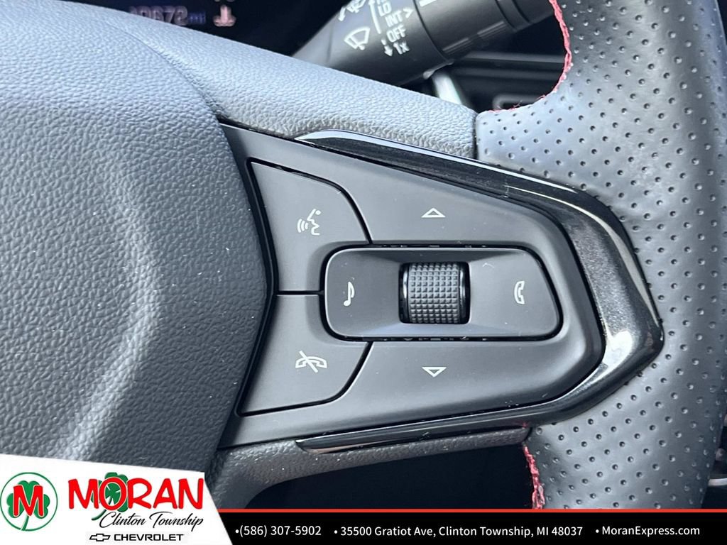Certified 2024 Chevrolet Trax RS w/ Sunroof Package FWD image 25