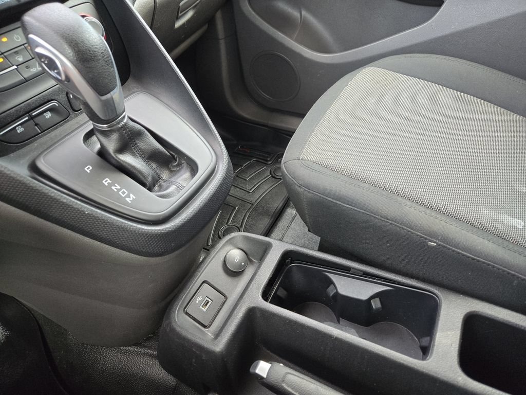 Used 2020 Ford Transit Connect XL FWD image 21