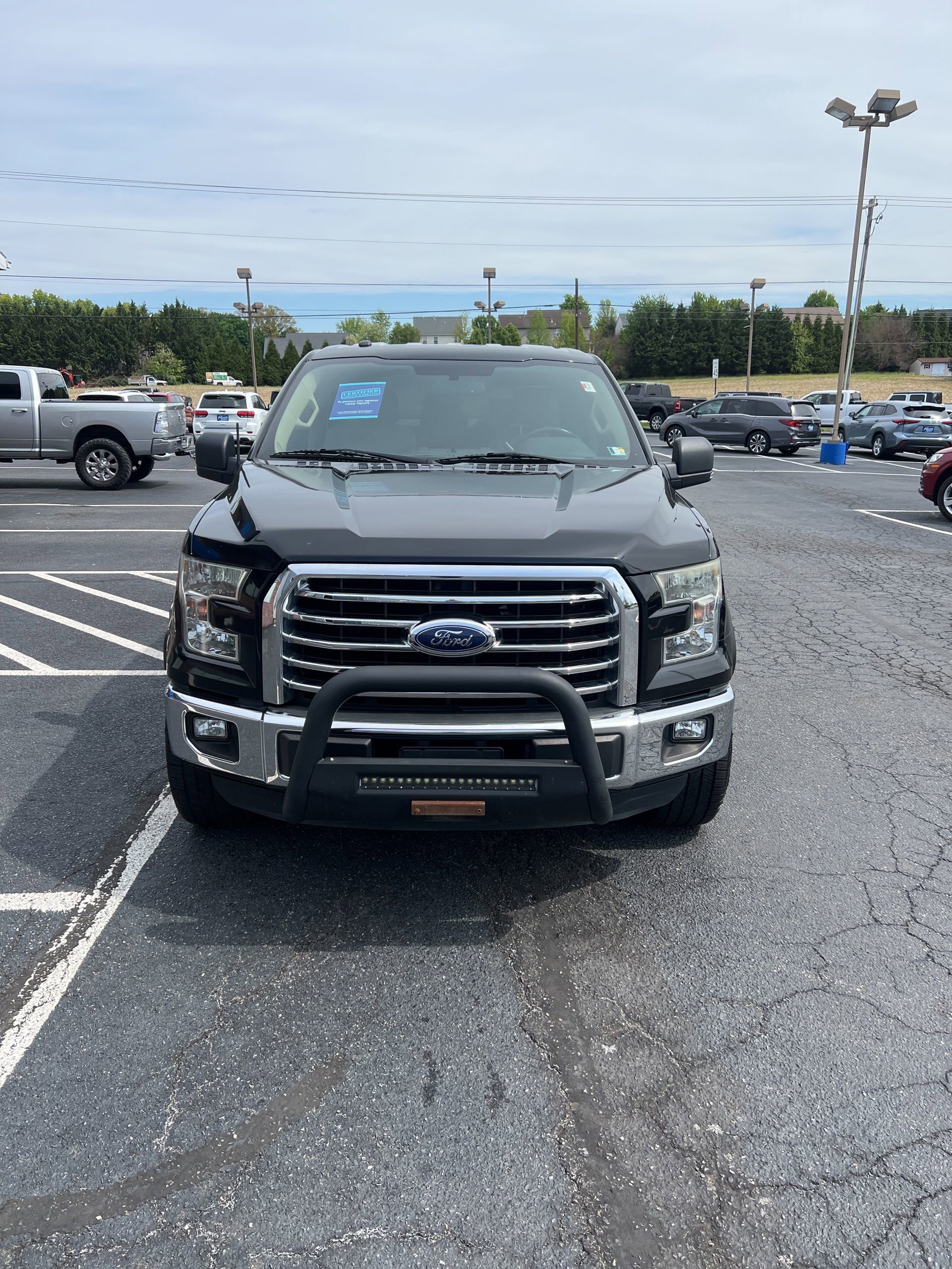 Used 2016 Ford F150 XLT w/ Equipment Group 301A Mid RWD image 9