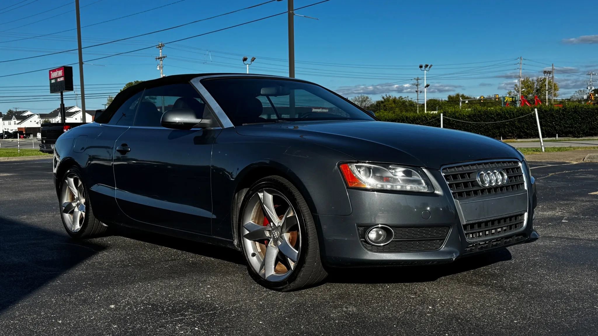Used 2010 Audi A5 2.0T Premium Plus w/ Premium Plus Pkg image 3