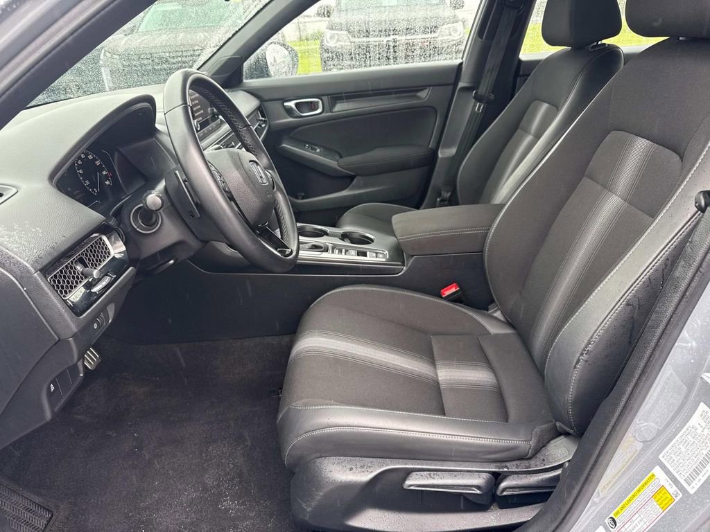 Used 2025 Honda Civic Sport image 21