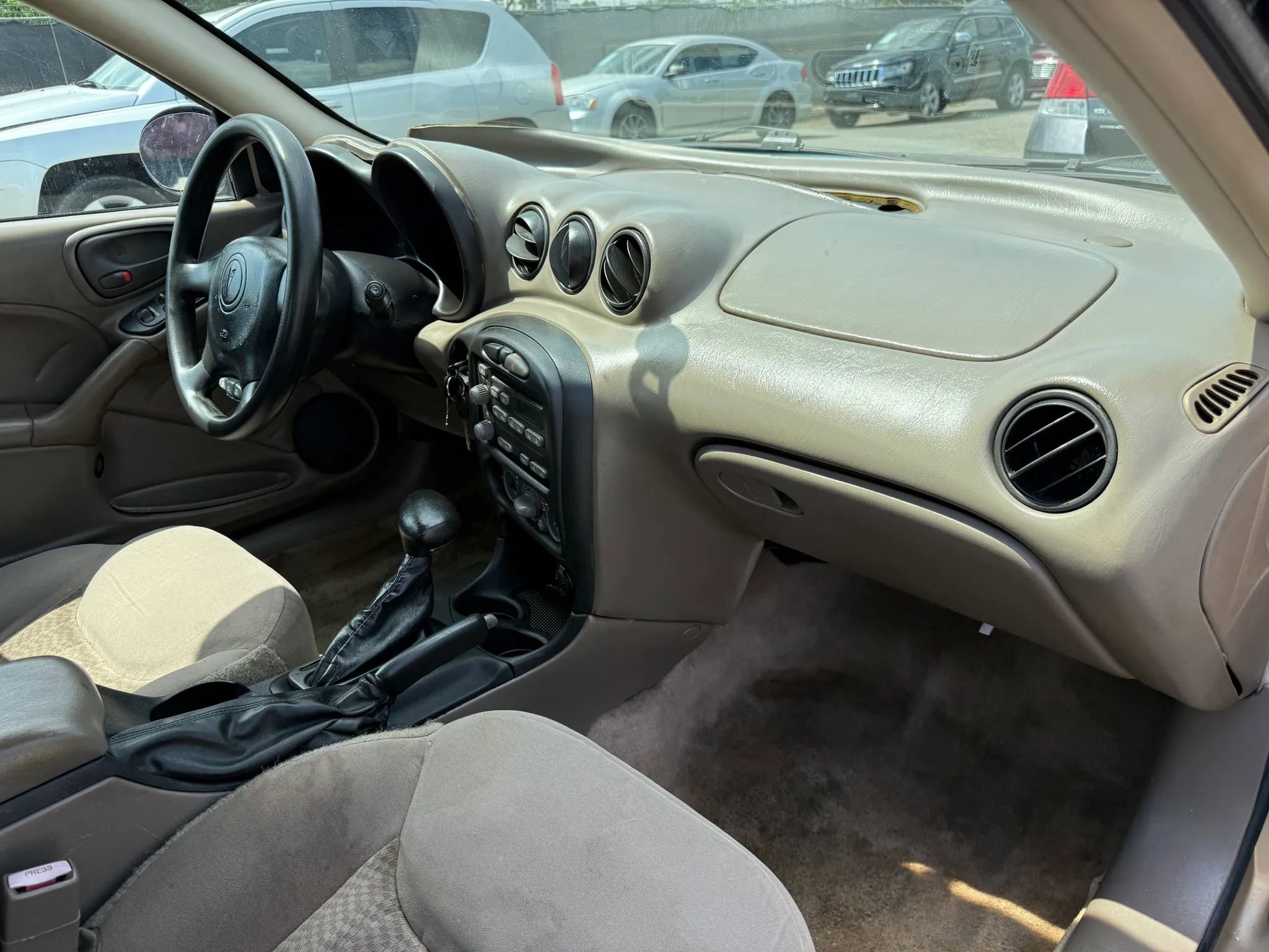 Used 2004 Pontiac Grand Am SE FWD image 19