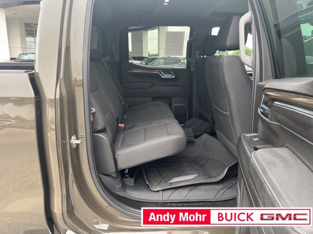Used 2023 Chevrolet Silverado 1500 LT AWD/4WD image 39