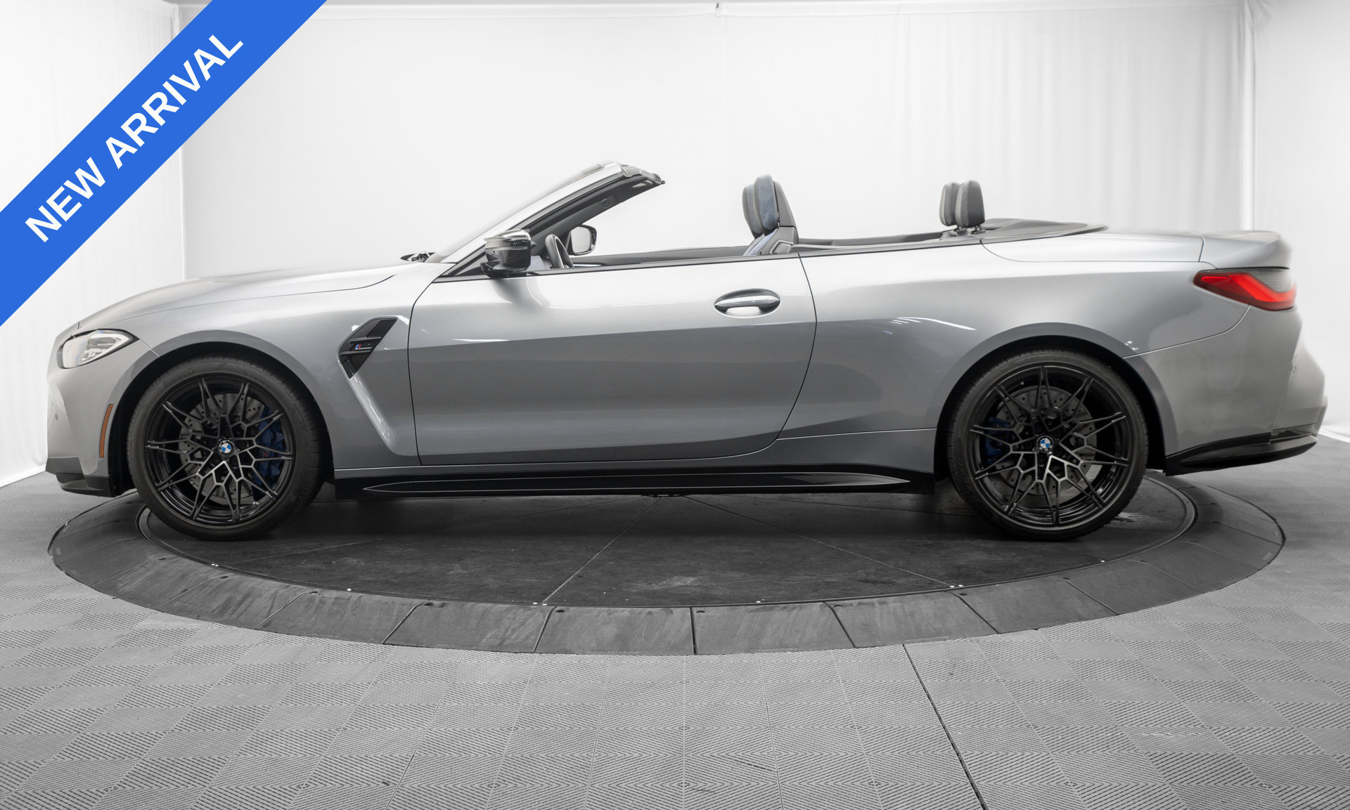 Used 2022 BMW M4 xDrive Competition AWD/4WD image 4