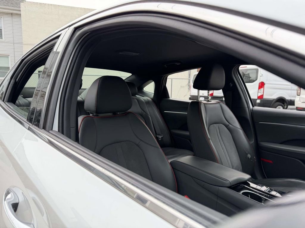 Used 2021 Hyundai Sonata SEL Plus image 10