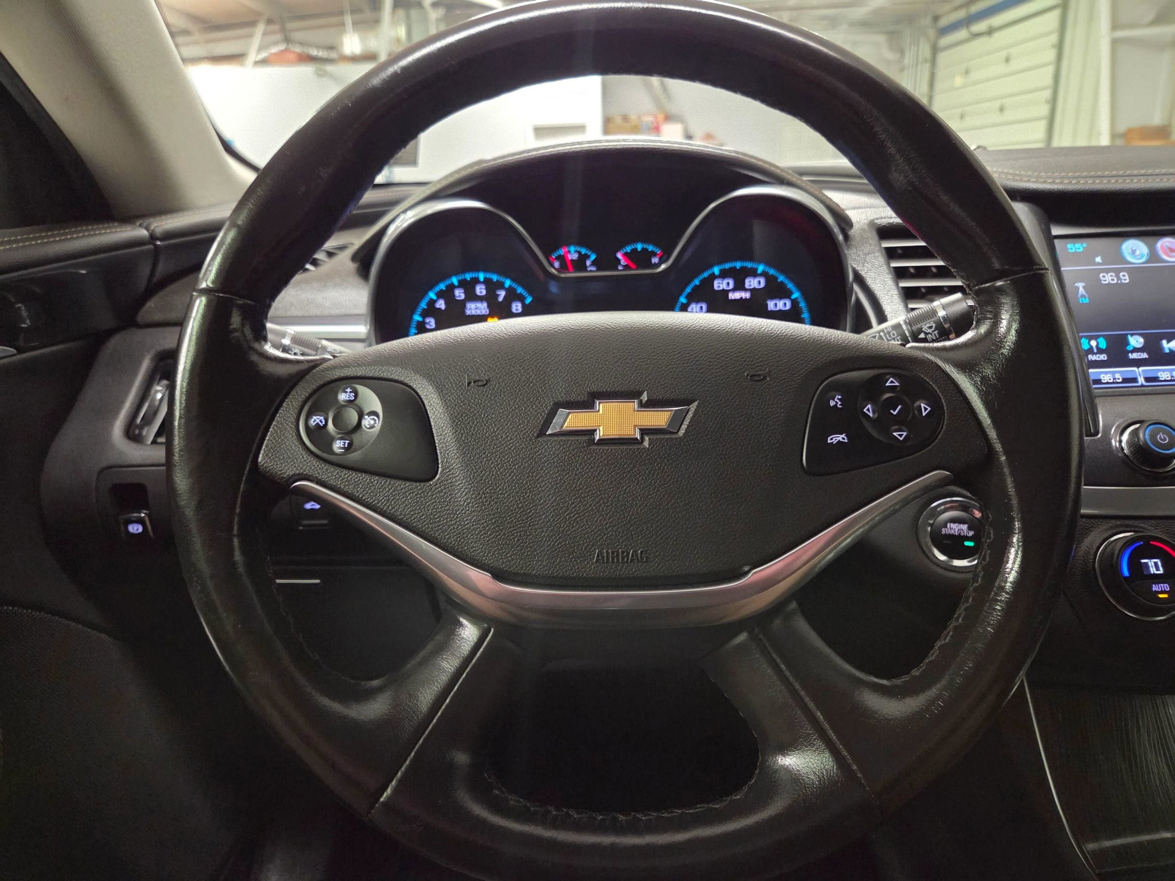 Used 2018 Chevrolet Impala LT FWD image 17