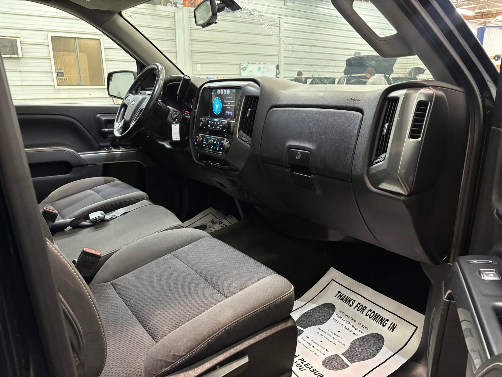 Used 2018 Chevrolet Silverado 1500 LT w/ All Star Edition AWD/4WD image 28