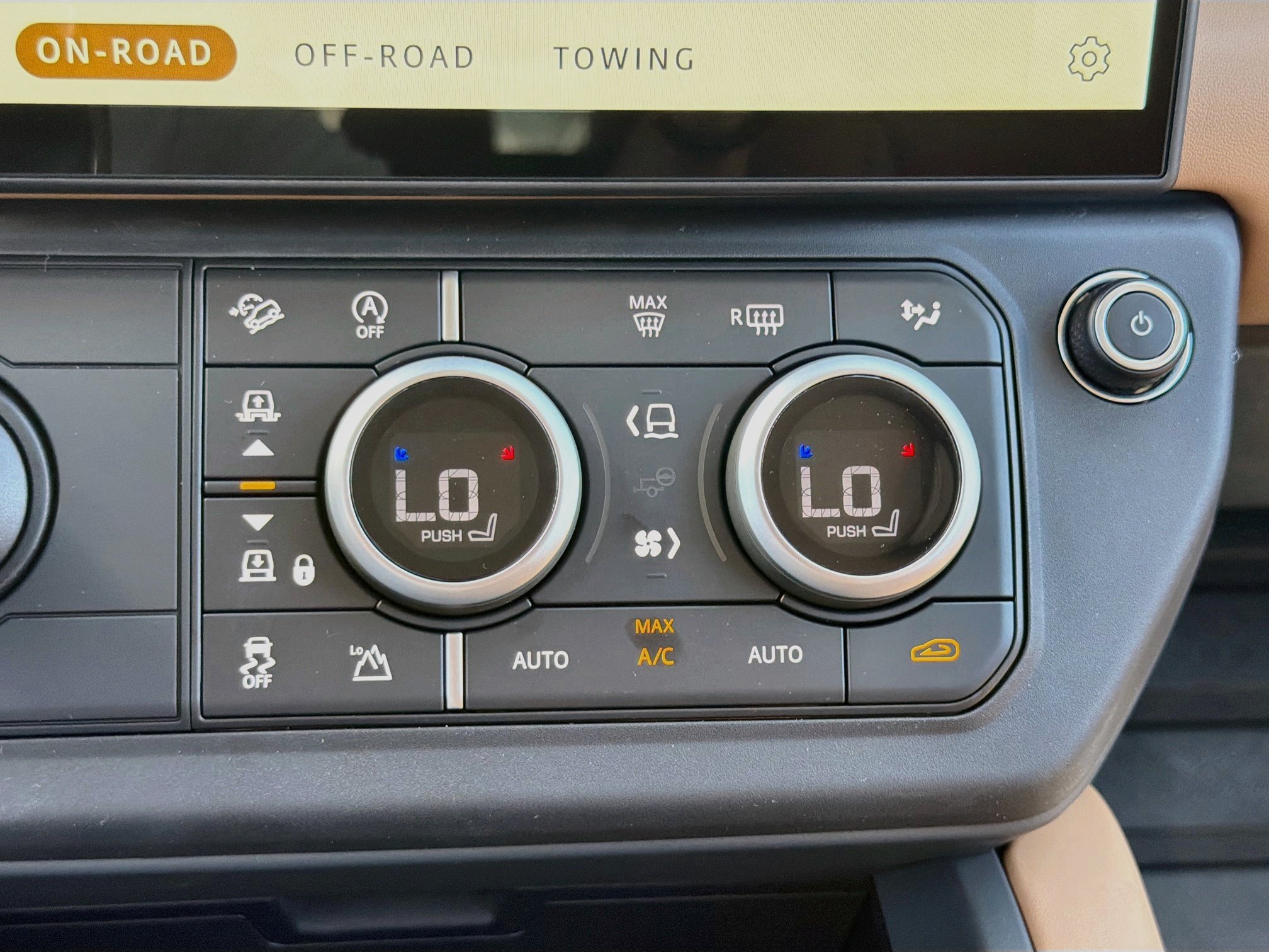 New 2026 Land Rover Defender 130 S AWD/4WD image 43