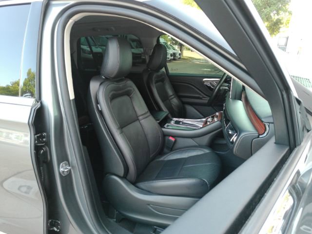 Used 2024 Lincoln Aviator Reserve w/ Equipment Group 201A RWD image 25