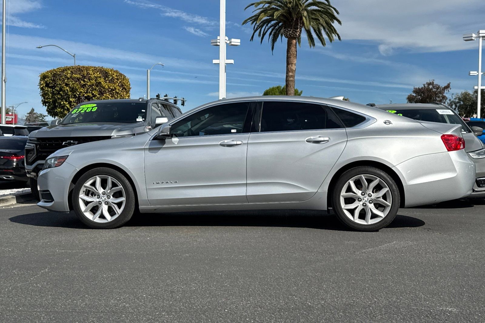 Used 2017 Chevrolet Impala LT image 8