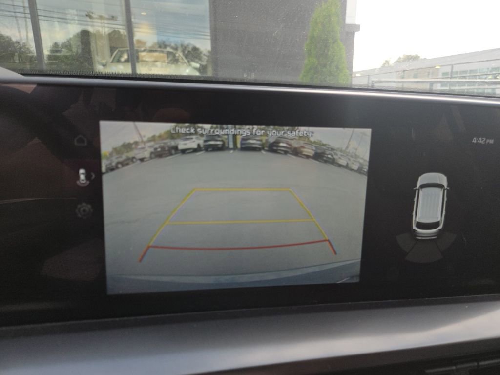 Used 2025 Kia Telluride S image 14