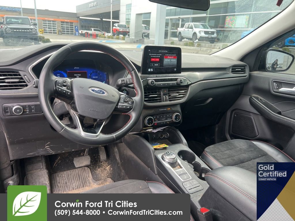 Used 2022 Ford Escape SEL w/ SEL Stealth AWD Package image 4