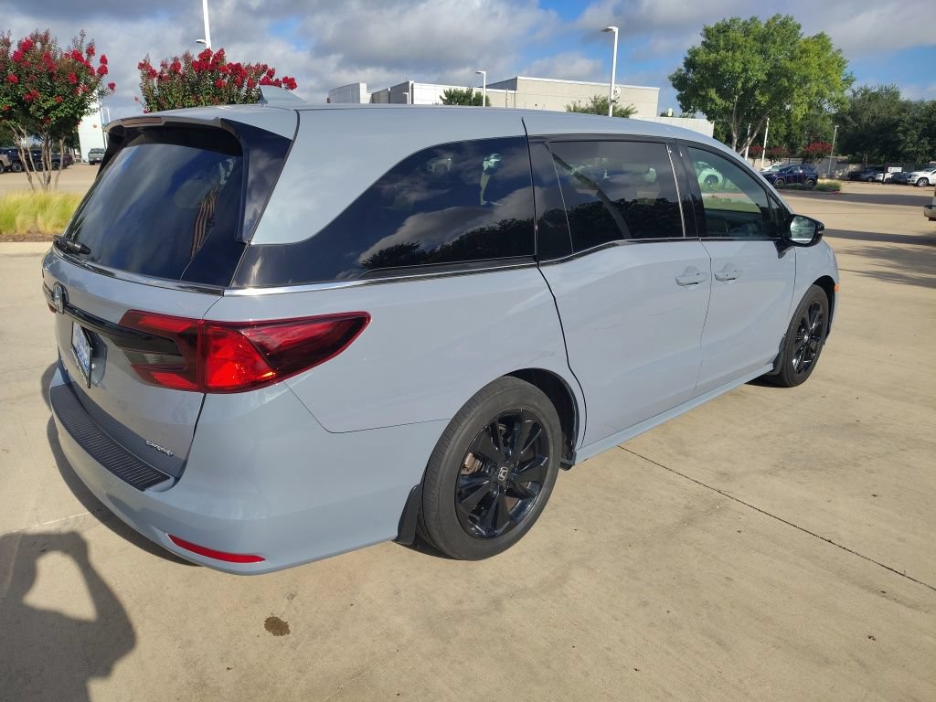 Used 2023 Honda Odyssey Sport image 13
