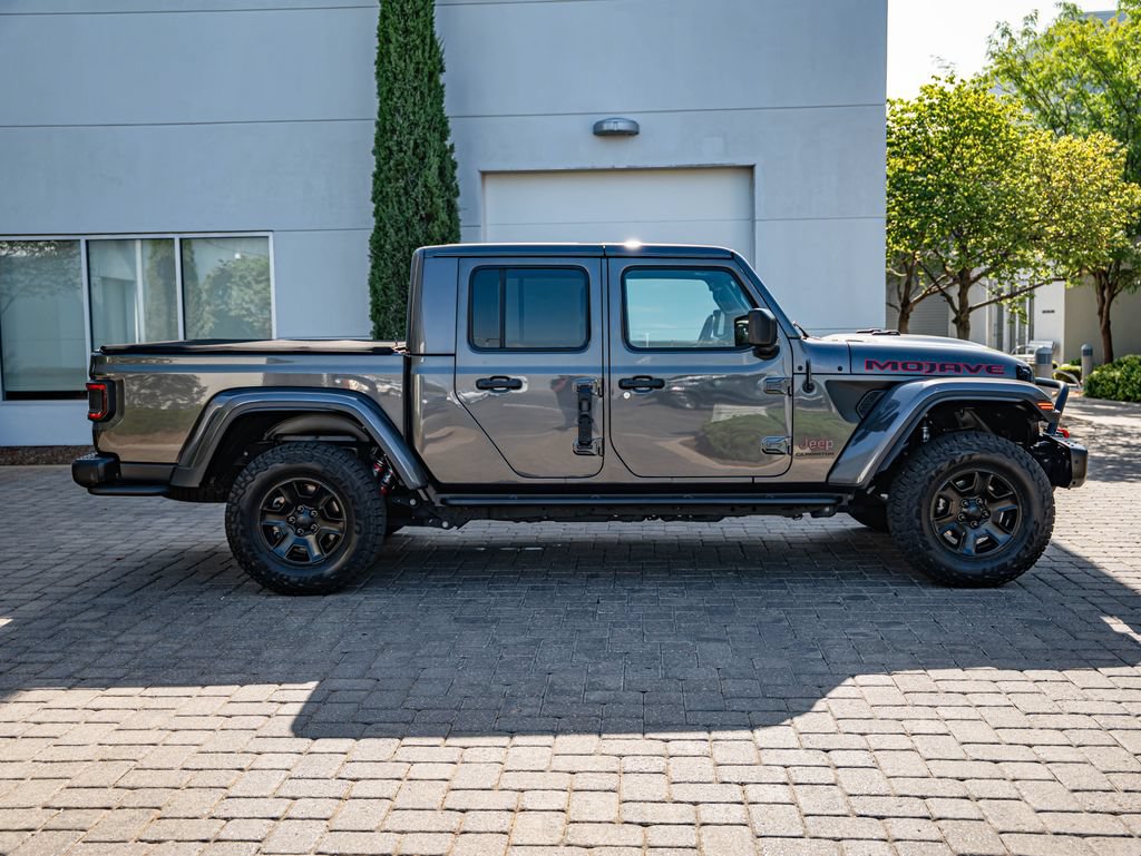 Used 2021 Jeep Gladiator Mojave AWD/4WD image 4