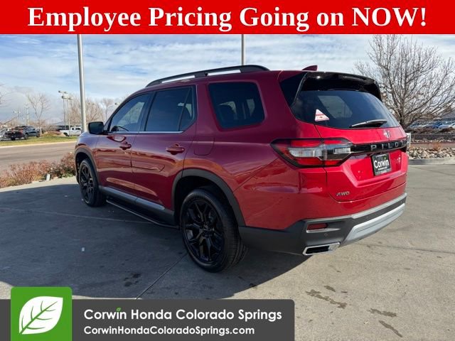 New 2025 Honda Pilot Touring image 7