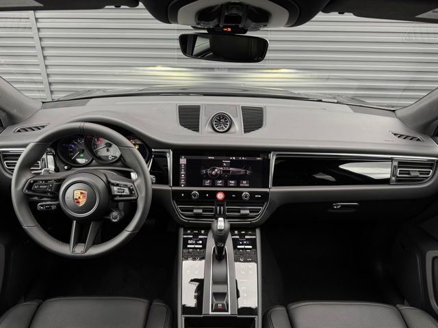 New 2026 Porsche Macan S image 16