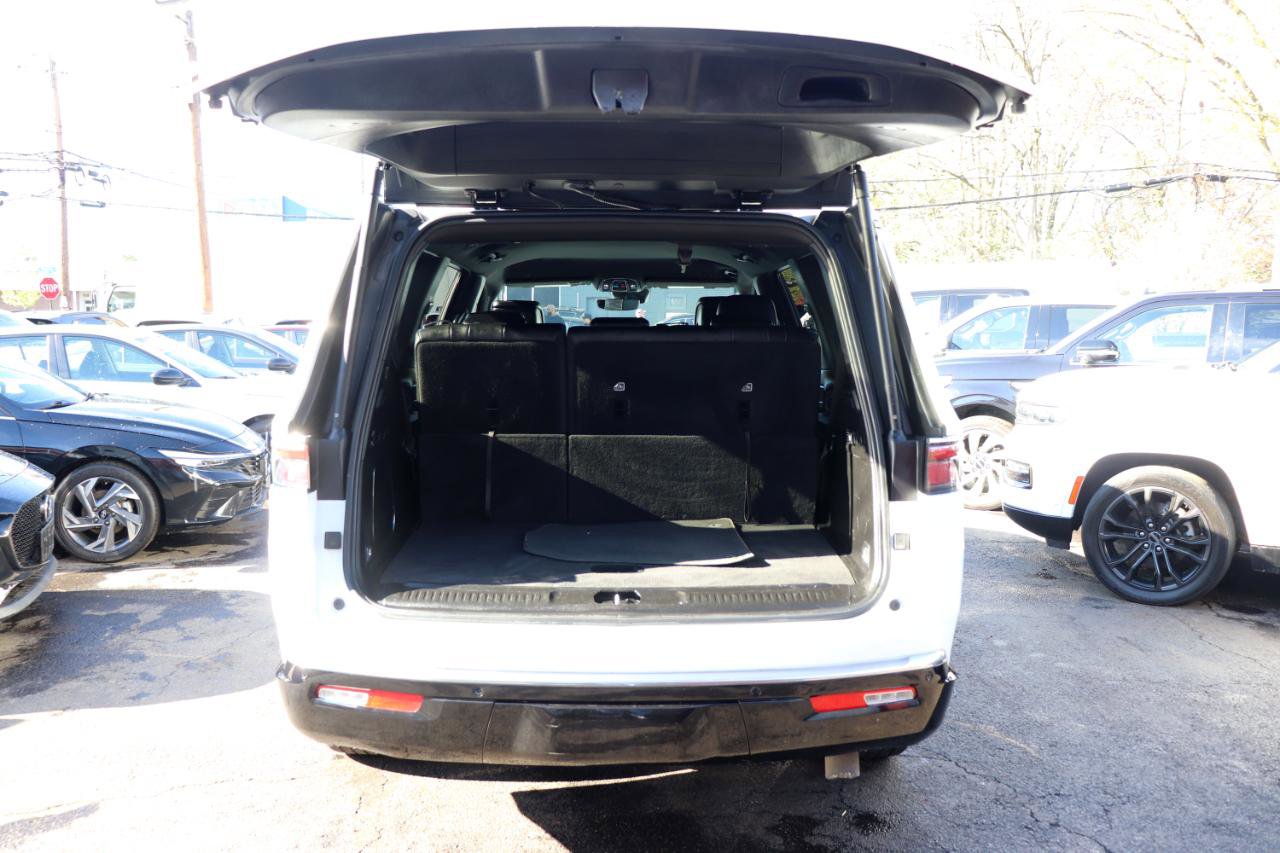 Used 2024 Jeep Wagoneer Series II w/ Flexible Seating Group AWD/4WD image 64