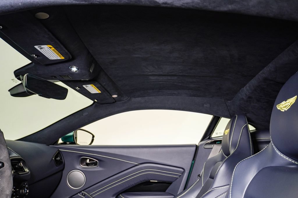 Used 2023 Aston Martin V12 Vantage RWD image 23