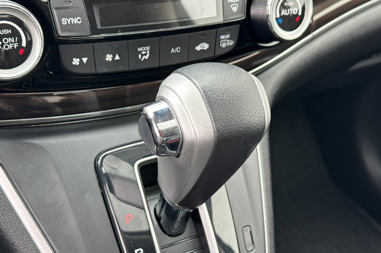 Used 2015 Honda CR-V Touring image 16