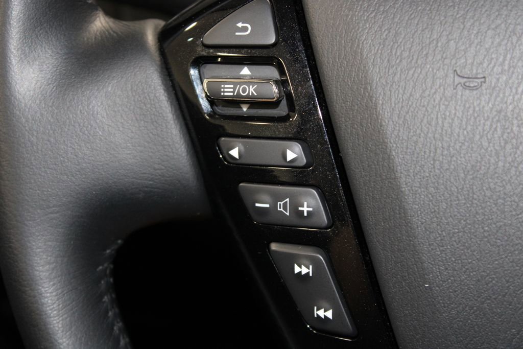 Used 2024 Nissan Armada SV w/ Cargo Package AWD/4WD image 37