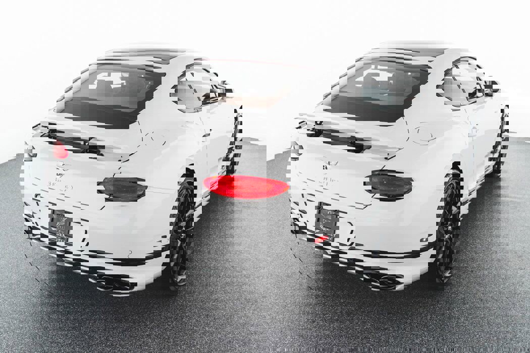 Used 2024 Bentley Continental GT image 23