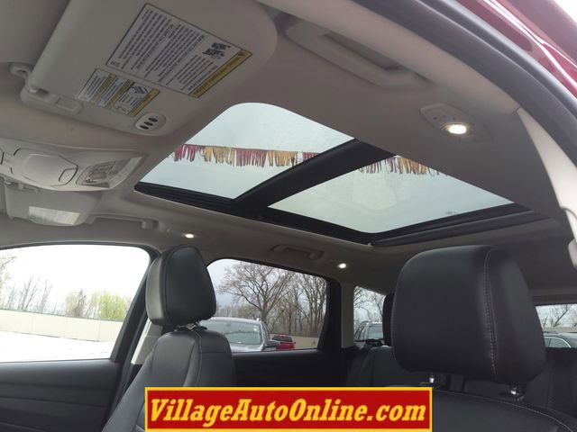 Used 2014 Ford Escape Titanium w/ Equipment Group 401A AWD/4WD image 21