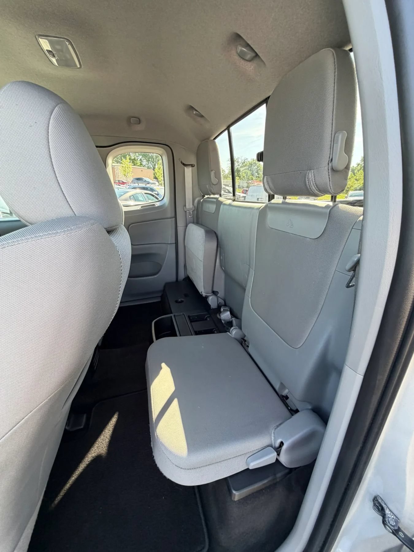 Used 2012 Toyota Tacoma 4x4 Access Cab V6 w/ TRD Off-Road Pkg image 23