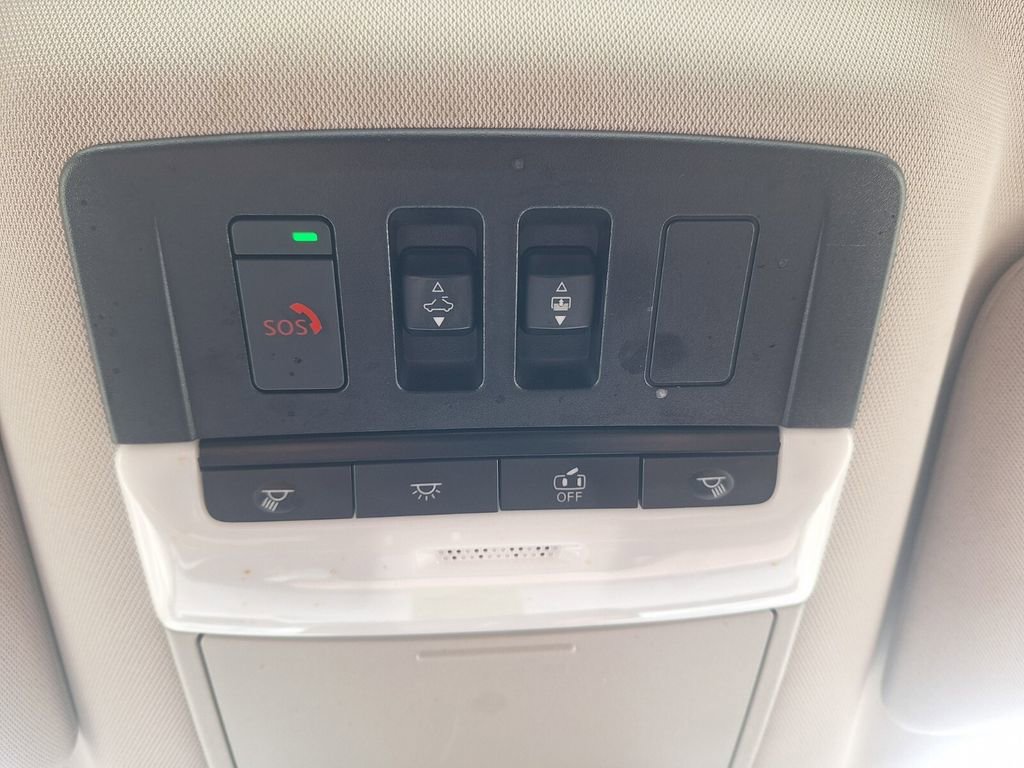 Used 2024 Nissan Pathfinder Platinum FWD image 20