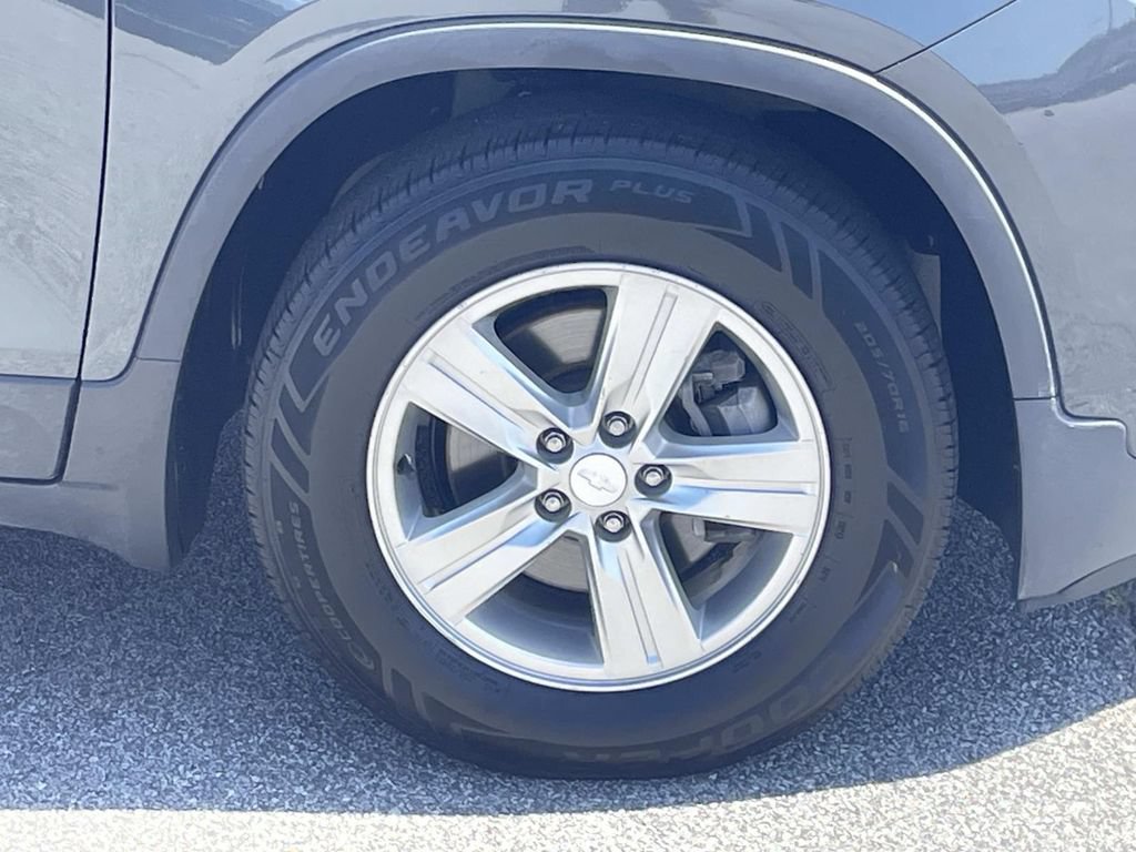 Used 2019 Chevrolet Trax LS FWD image 10