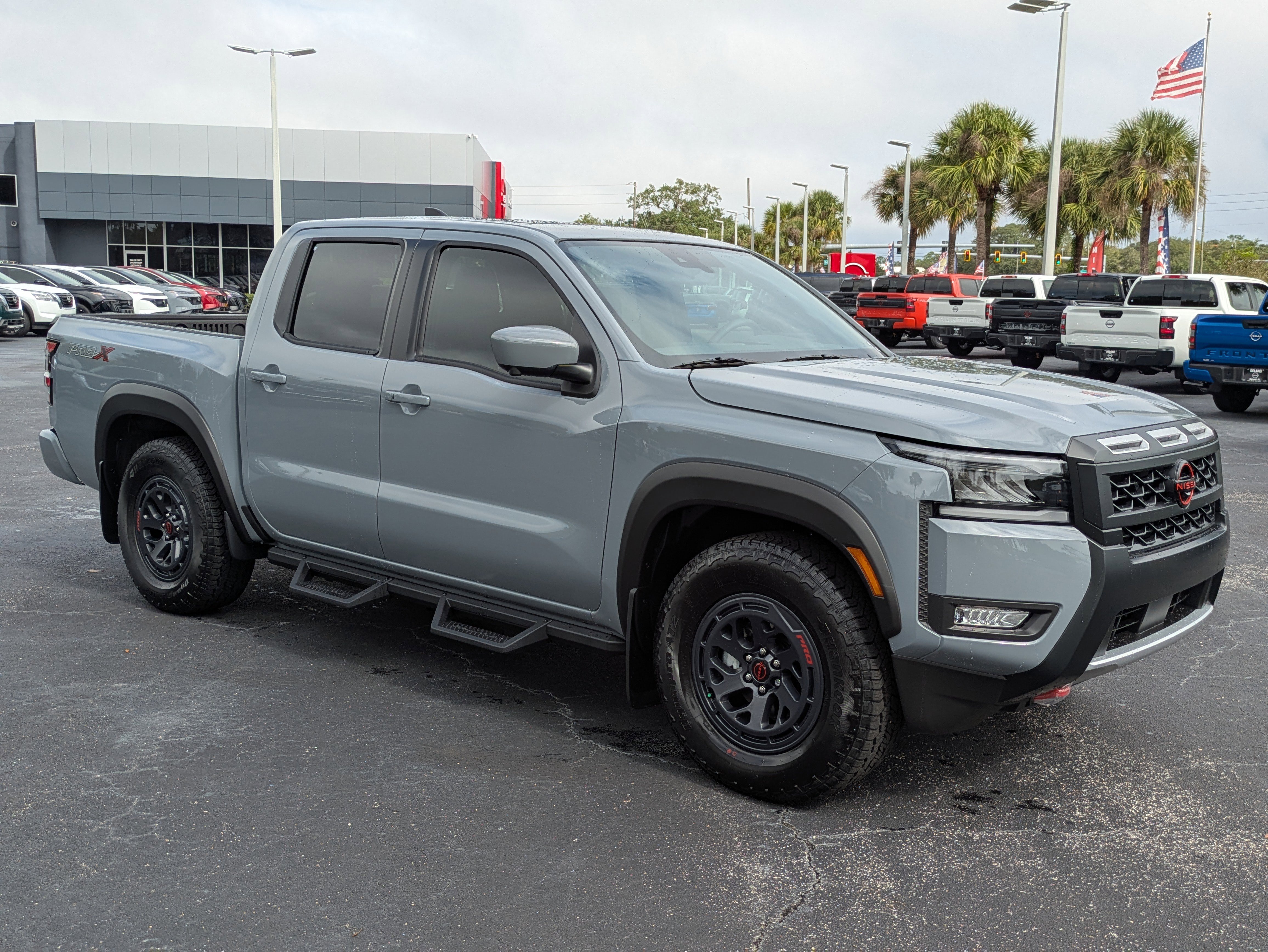 New 2026 Nissan Frontier Pro-X image 2