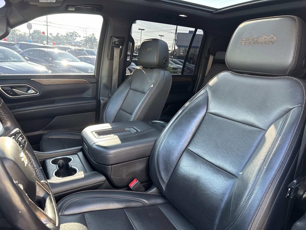 Certified 2022 Chevrolet Suburban High Country image 17