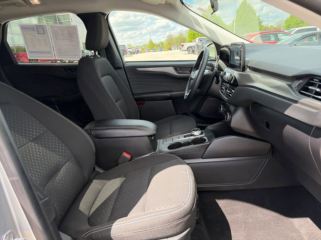 Used 2024 Ford Escape Active AWD/4WD image 11