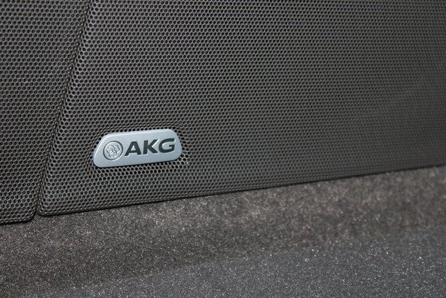 New 2026 Cadillac Escalade ESV Luxury w/ Touring Package image 32