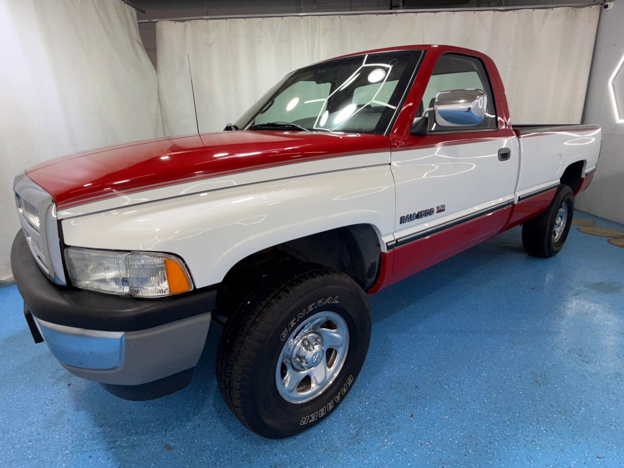 Used 1994 Dodge Ram 1500 Truck 4x4 Regular Cab image 6