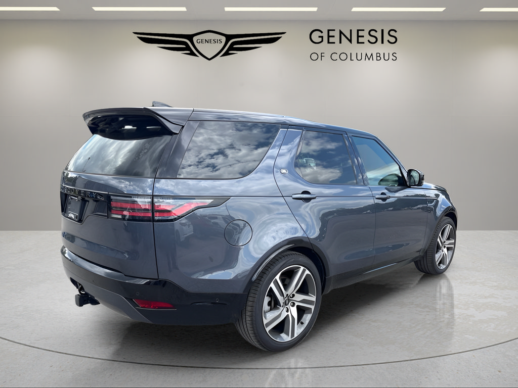 Used 2024 Land Rover Discovery Dynamic SE AWD/4WD image 4