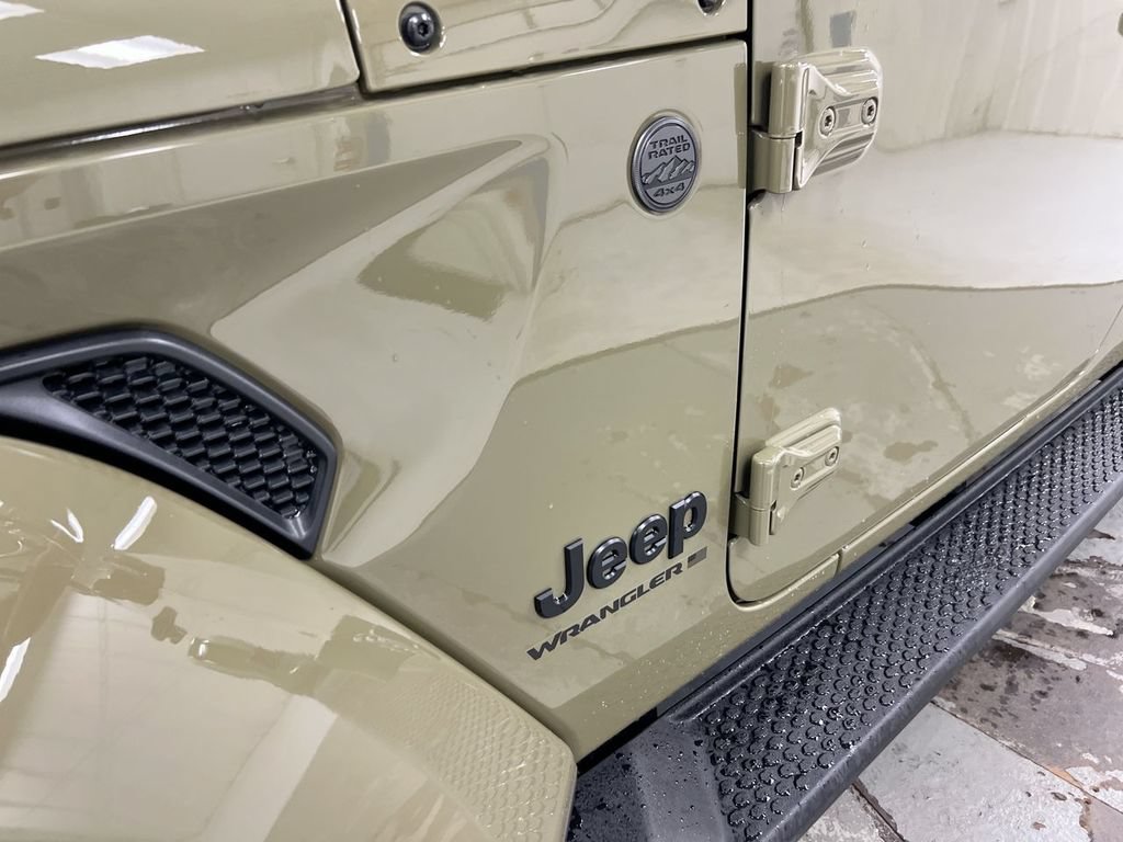 New 2026 Jeep Wrangler Unlimited Sahara AWD/4WD image 26