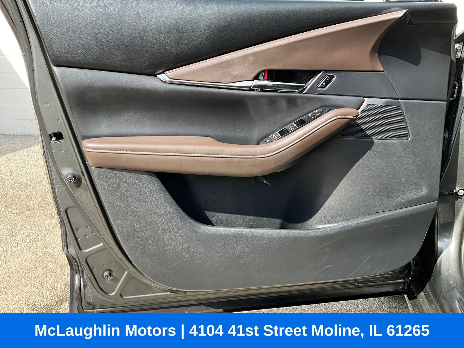 Used 2023 MAZDA CX-30 AWD 2.5 S w/ Premium Package image 24