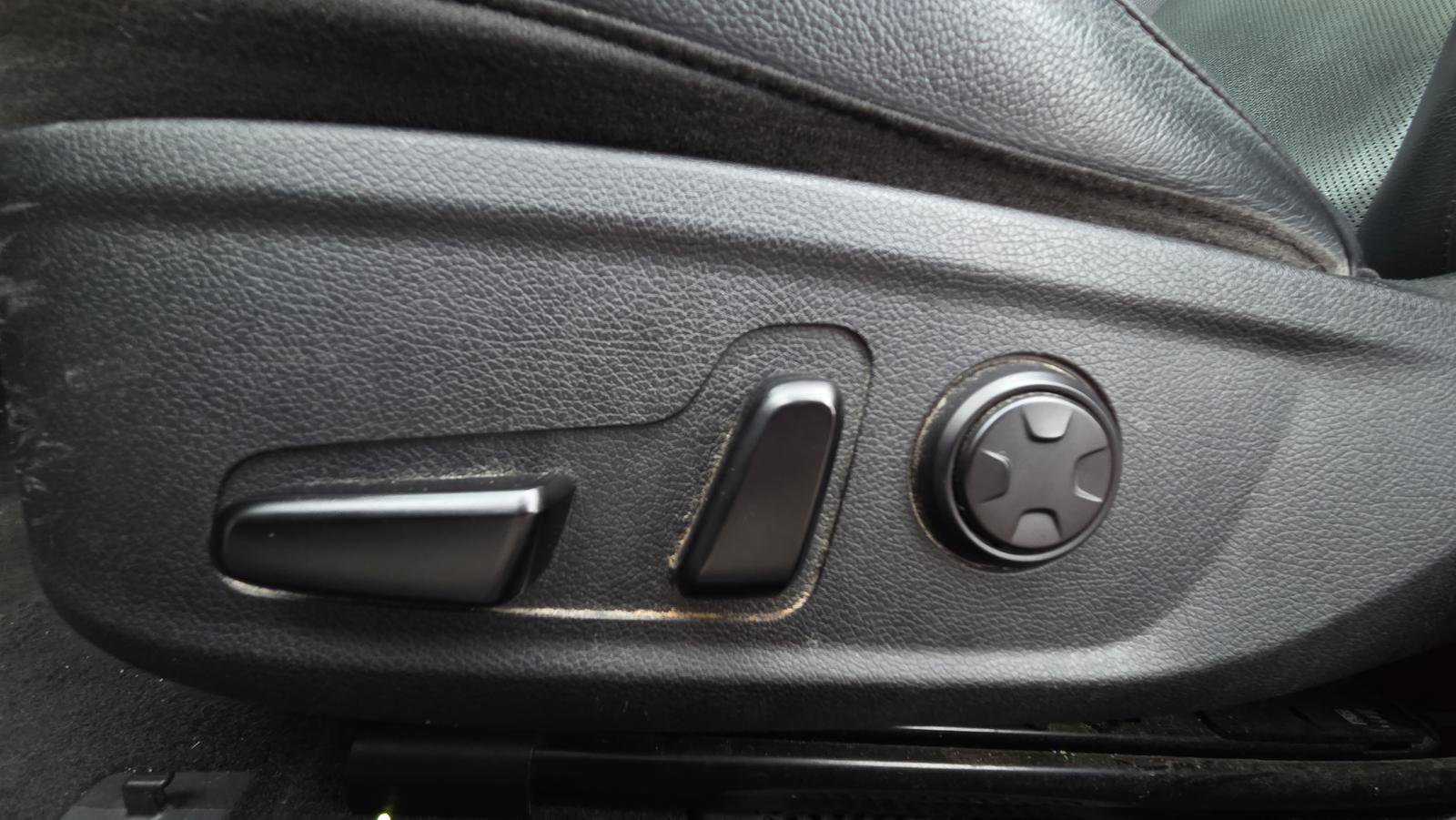 Used 2019 Kia Stinger Premium image 21