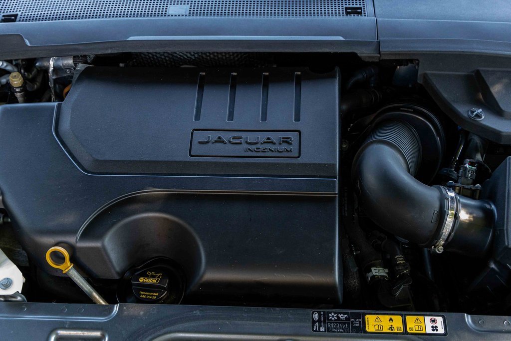 Used 2018 Jaguar E-PACE S image 28