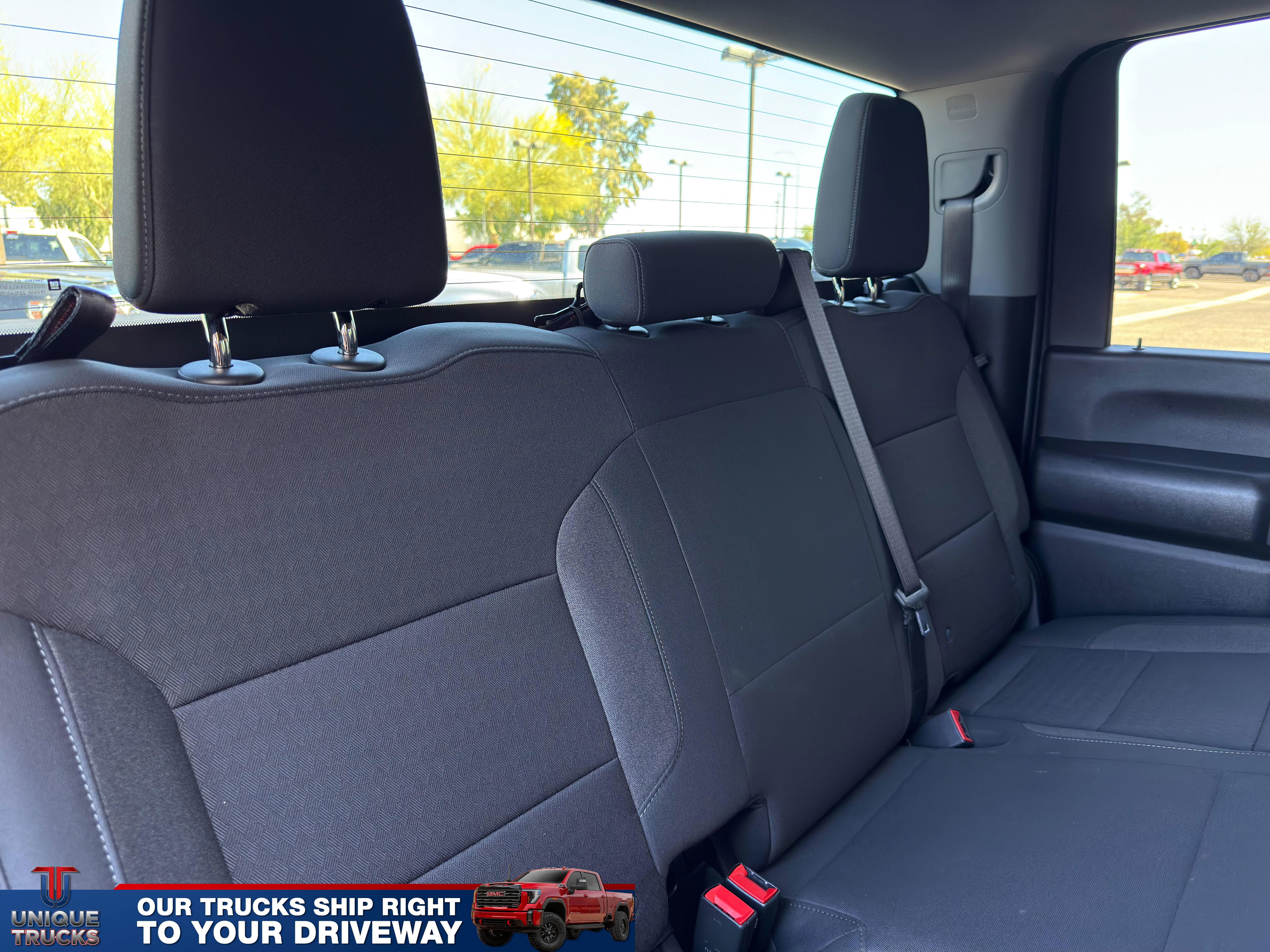 Used 2025 Chevrolet Silverado 2500 Custom w/ Custom Value Package image 26