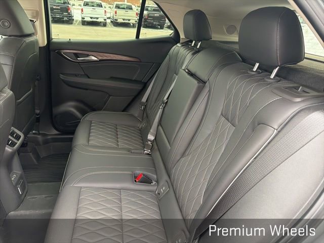 Used 2023 Buick Envision Avenir image 24