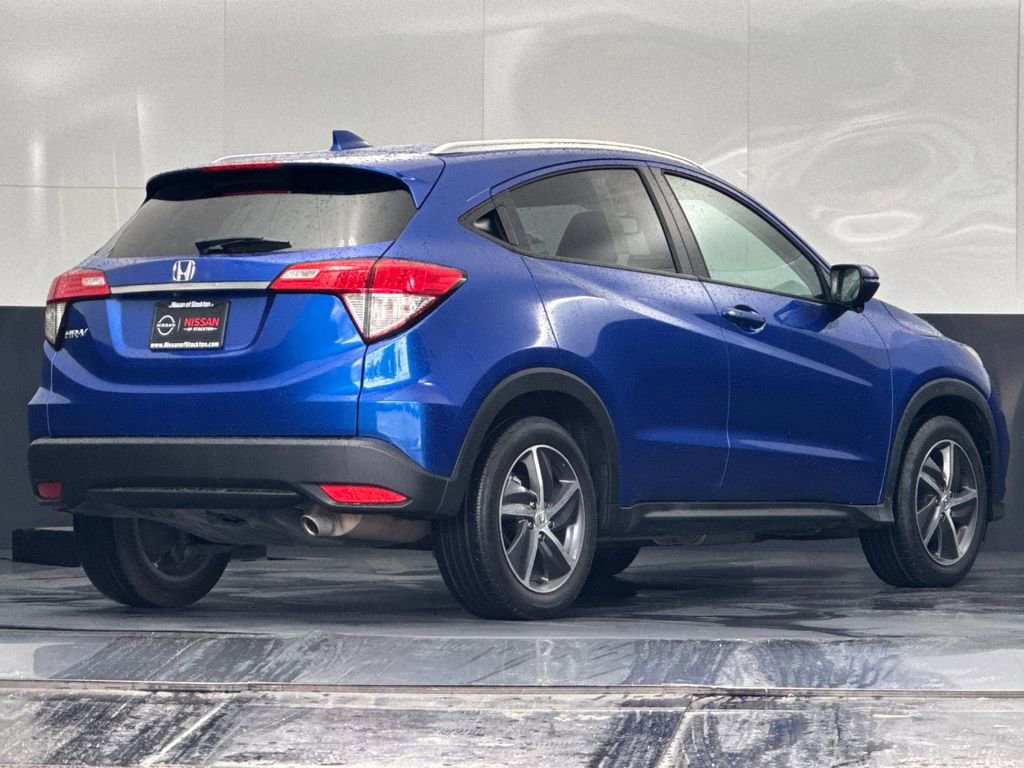 Used 2021 Honda HR-V EX-L image 3
