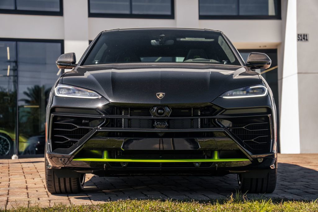 Used 2026 Lamborghini Urus Performante AWD/4WD image 8