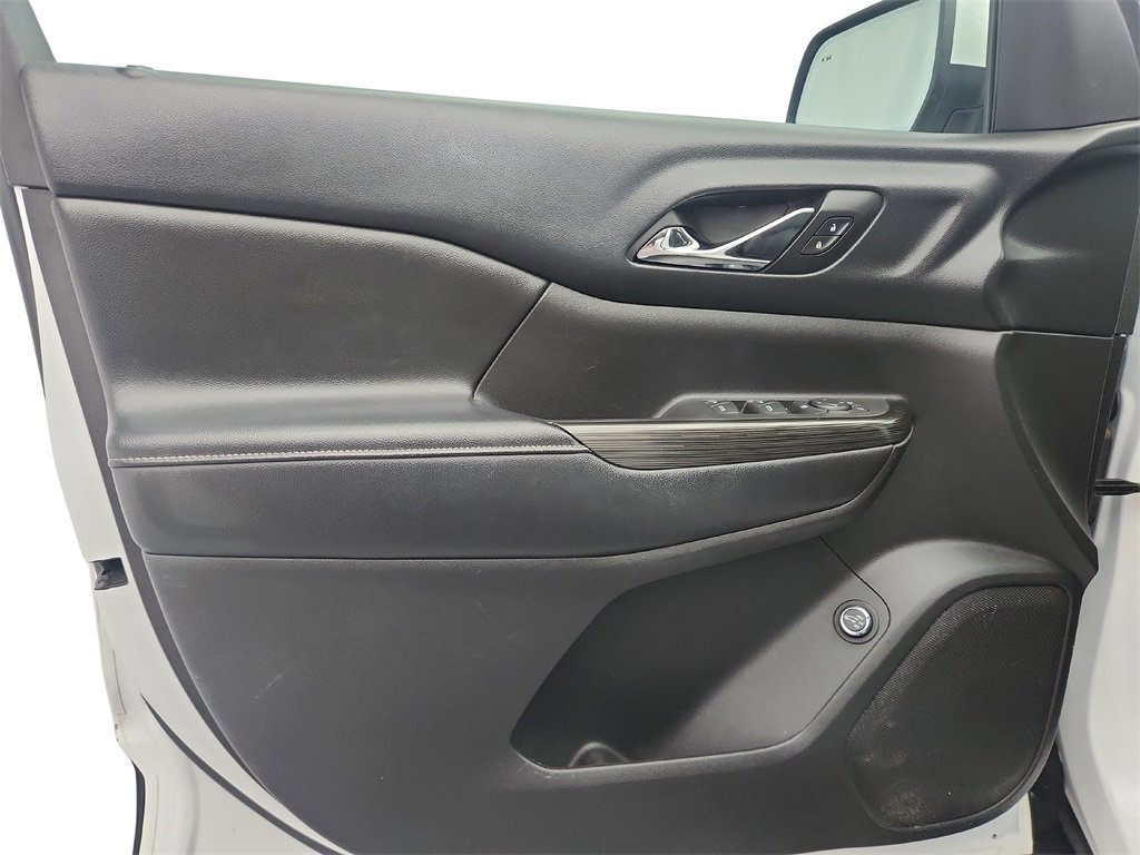 Used 2018 GMC Acadia SLT image 21