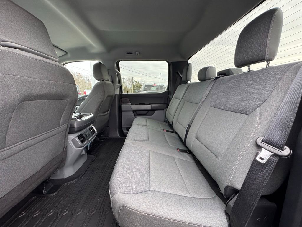 Used 2025 Ford F150 XLT w/ Equipment Group 301A Standard image 11