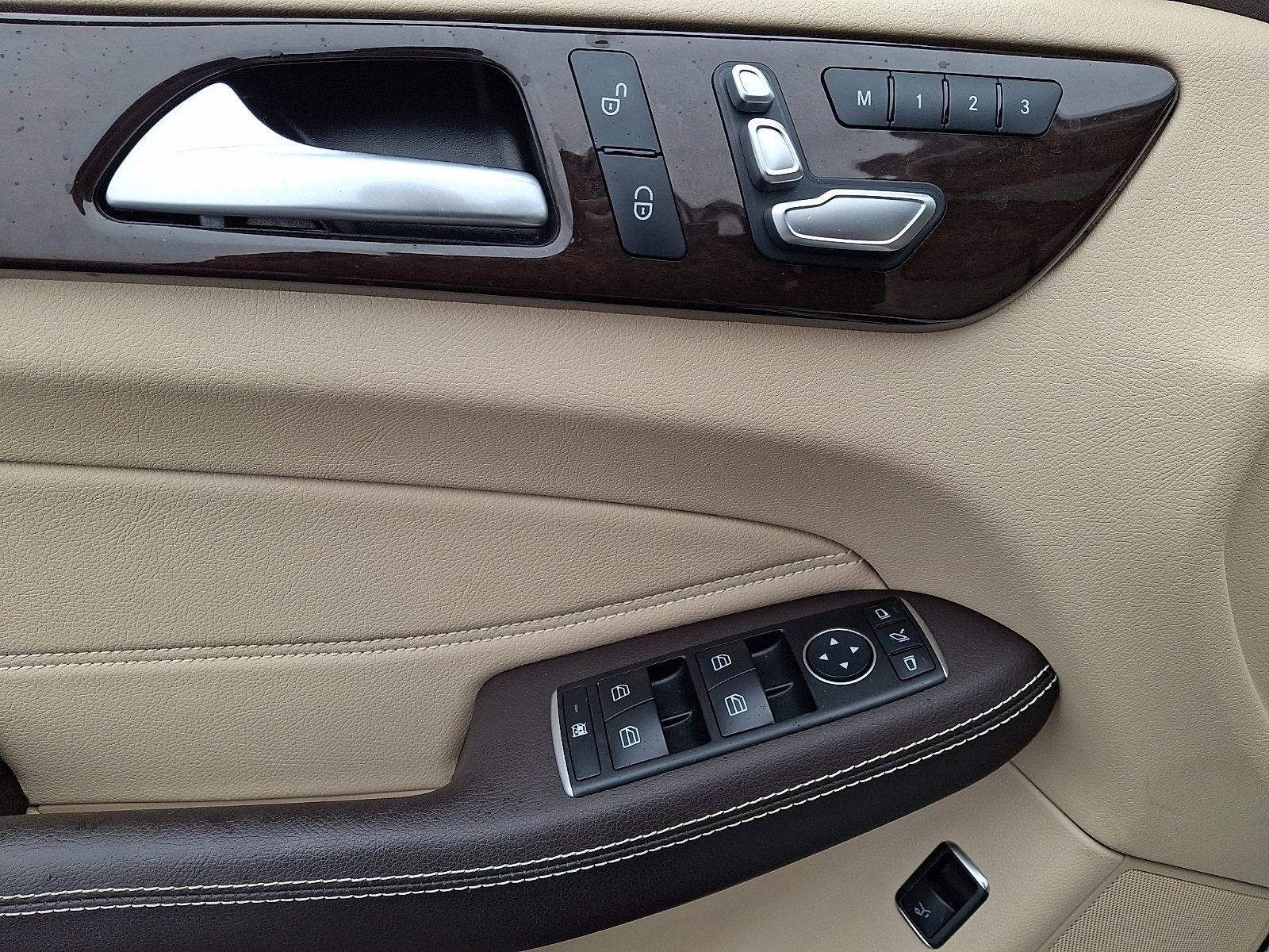 Used 2018 Mercedes-Benz GLE 350 image 12