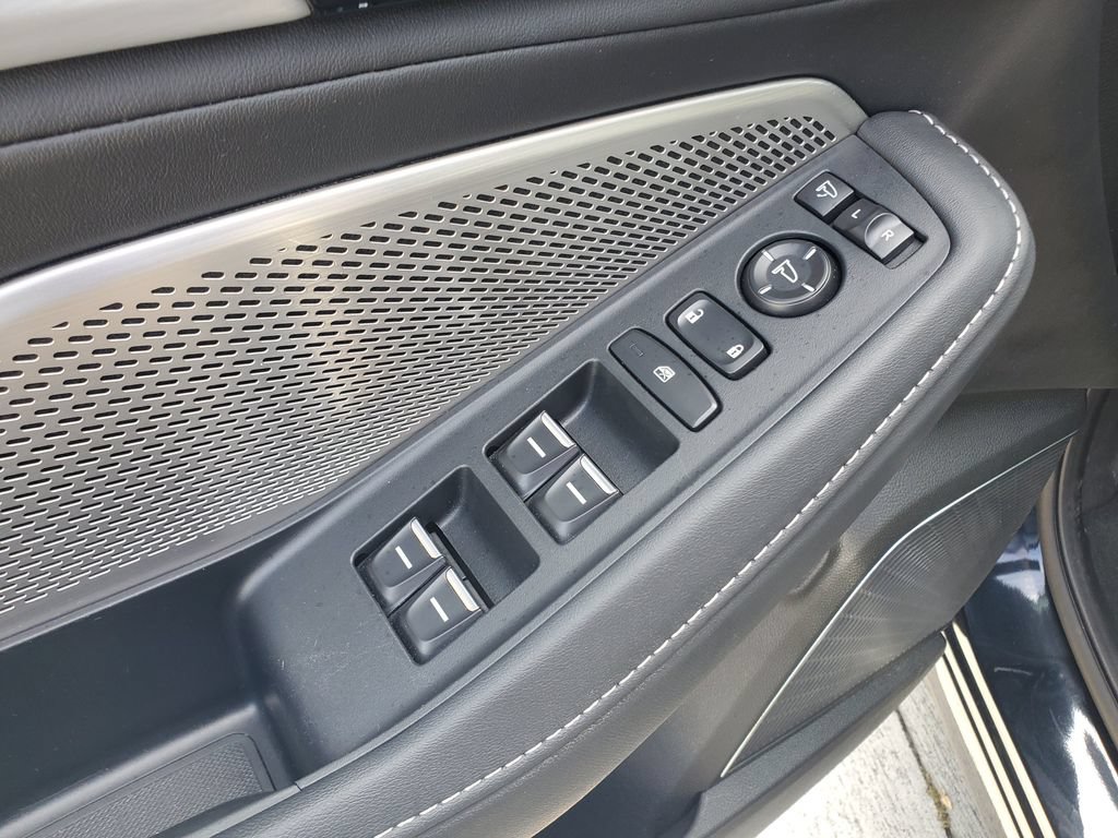Certified 2024 Acura MDX w/ Technology Package FWD image 22