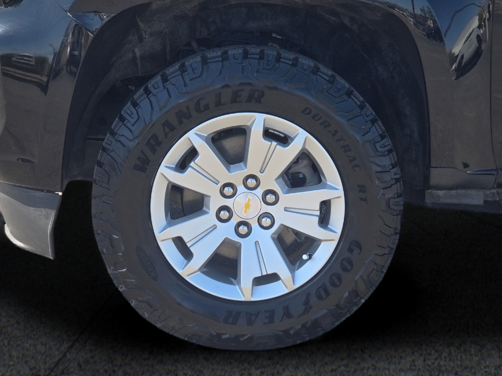 Used 2022 Chevrolet Colorado LT w/ LT Convenience Package AWD/4WD image 8